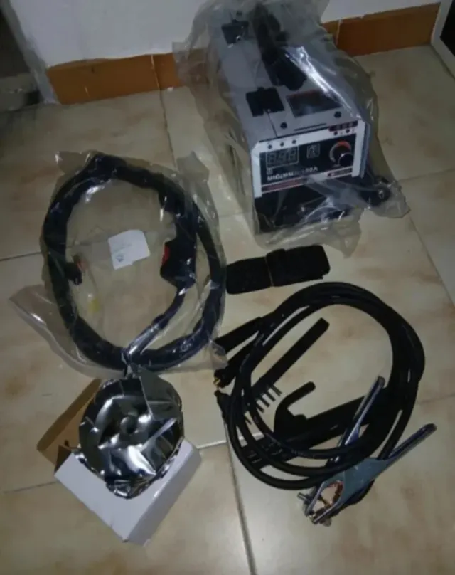 Saldatrici MIG MMA 100A 2 in 1