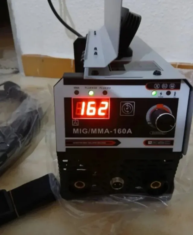 Saldatrici MIG MMA 100A 2 in 1