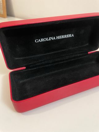 Estuche gafas Carolina Herrera rojo