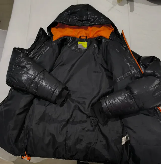 Abrigo TENTH Negro Naranja Invierno