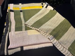 Pañuelo geométrico multicolor