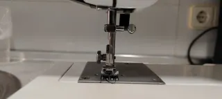 Máquina de coser Sigma 520 + regalo