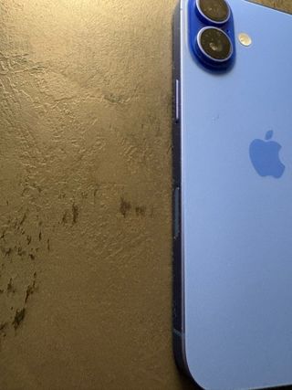 iPhone 16 Blu
