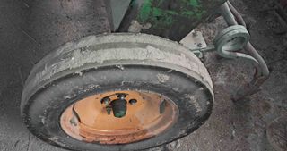 Sembradora 17 brazos de 2,35 metros.