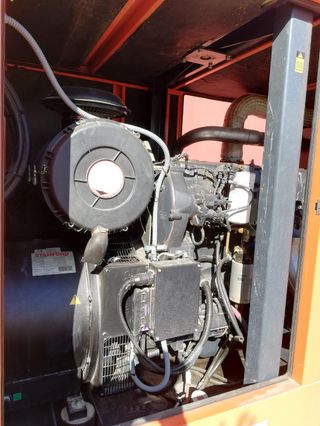 Generador grupo electrogeno  330Kva FPT Silencioso