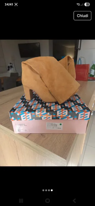 Stivali al ginocchio scamosciati