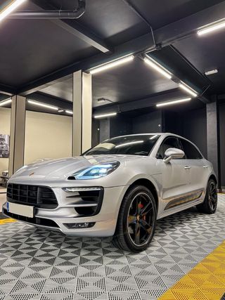 Porsche Macan GTS