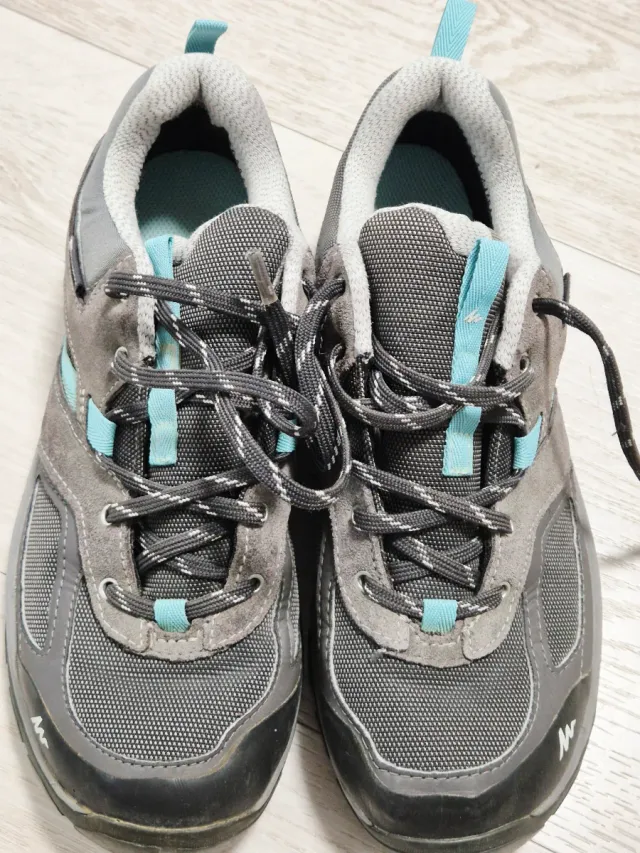 Scarponcini trekking n.39