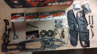 Serpent 989 ricambi vari nuovi e usati