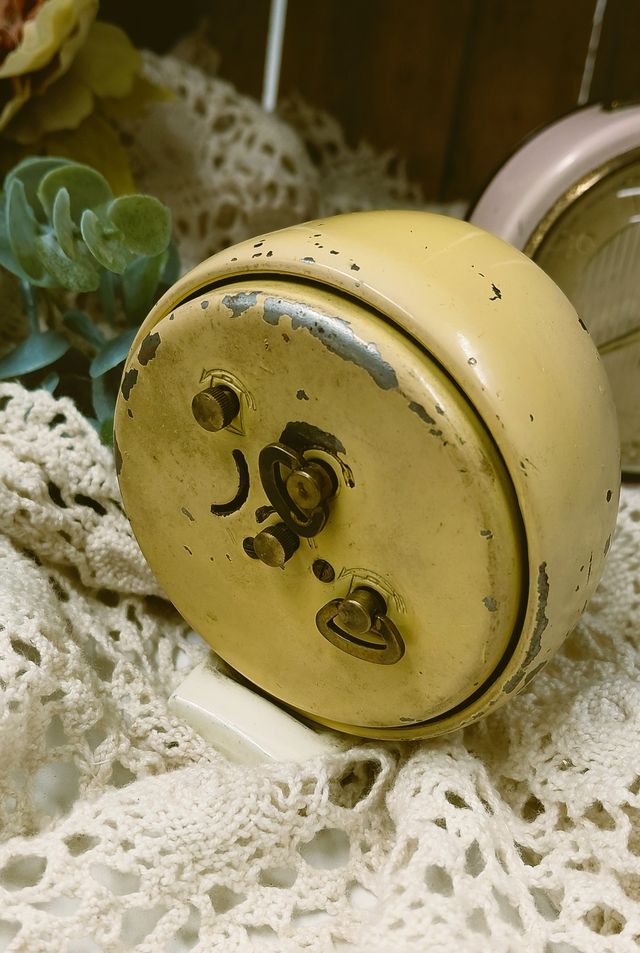 Coppia sveglie vintage anni '60