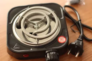 Estufa Eléctrica 500W Negra.