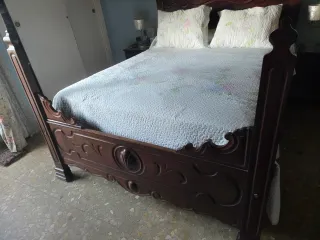 Cama Matrimonio de Caoba