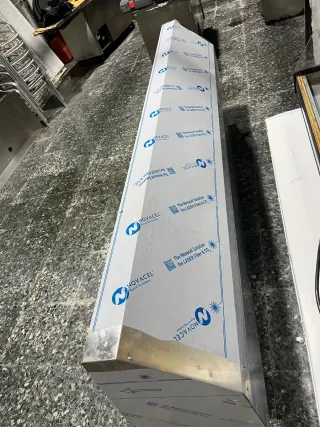 Campana extractora 2 metros