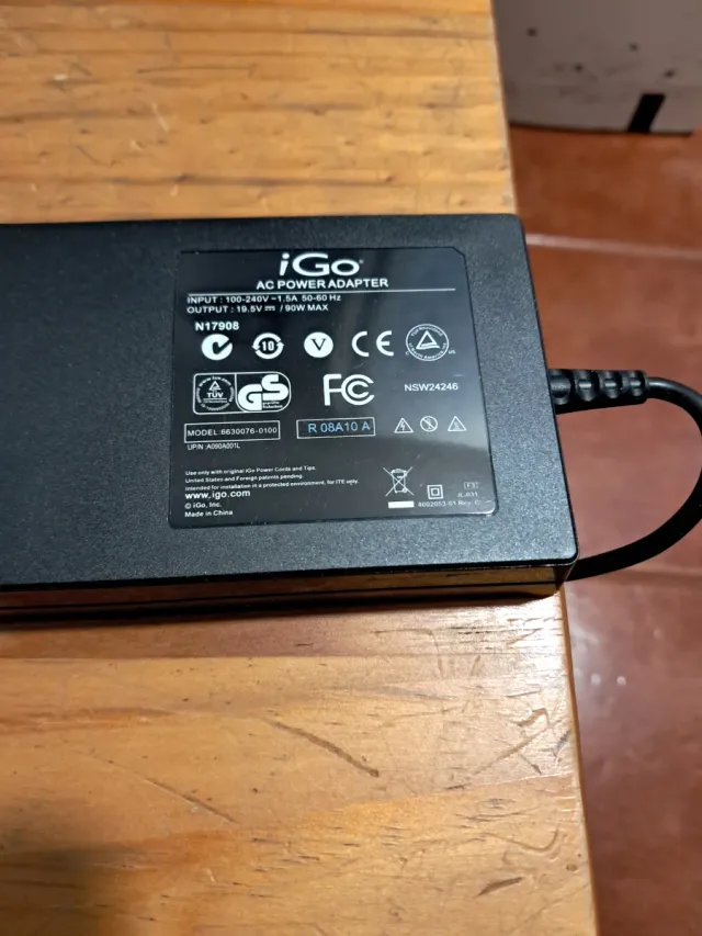 Cargador iGo para portátil