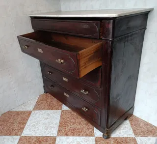 Cómoda antigua madera caoba y mármol