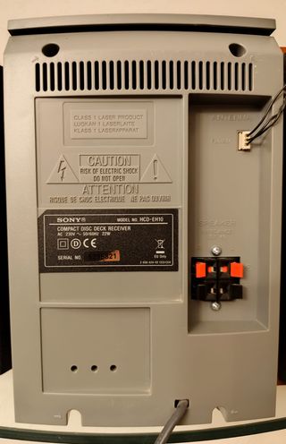 Mini cadena Sony Radio CD Cassette