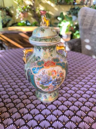 Jarrón Chino Porcelana Verde y Dorado