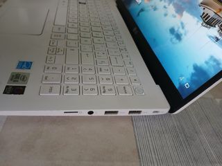 LG Gram Portátil Plata y Blanco