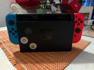 Nintendo Switch con Splatoon 2 y funda