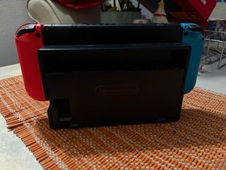 Nintendo Switch con Splatoon 2 y funda