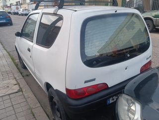 FIAT Seicento 2006 con etiqueta C