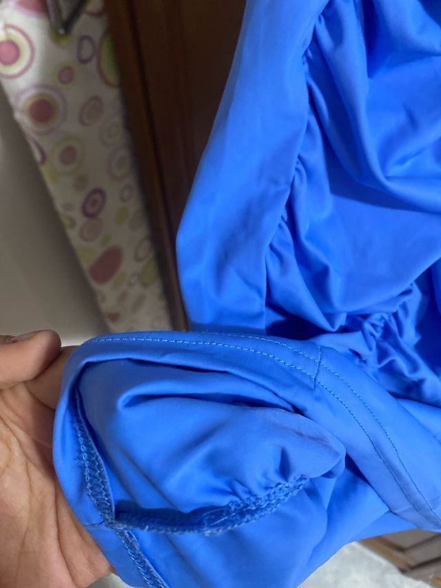 Vestido azul elástico fruncido