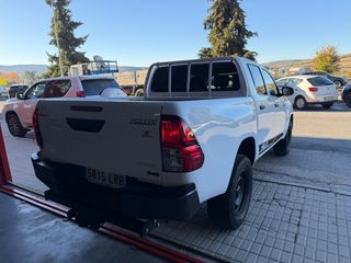Toyota Hilux 2021