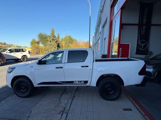 Toyota Hilux 2021