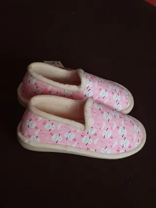 Zapatillas casa rosas T.32 NUEVAS