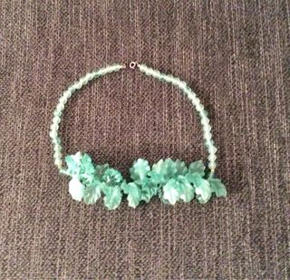 Collar doble perlas grises. AMIGO INVISIBLE