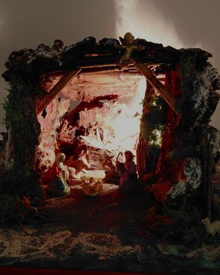 Presepe artigianale unico con illuminazione