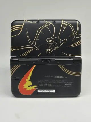Nintendo 3DS XL Pokemon Charizard Edition