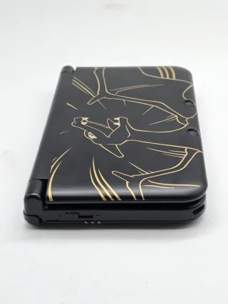 Nintendo 3DS XL Pokemon Charizard Edition