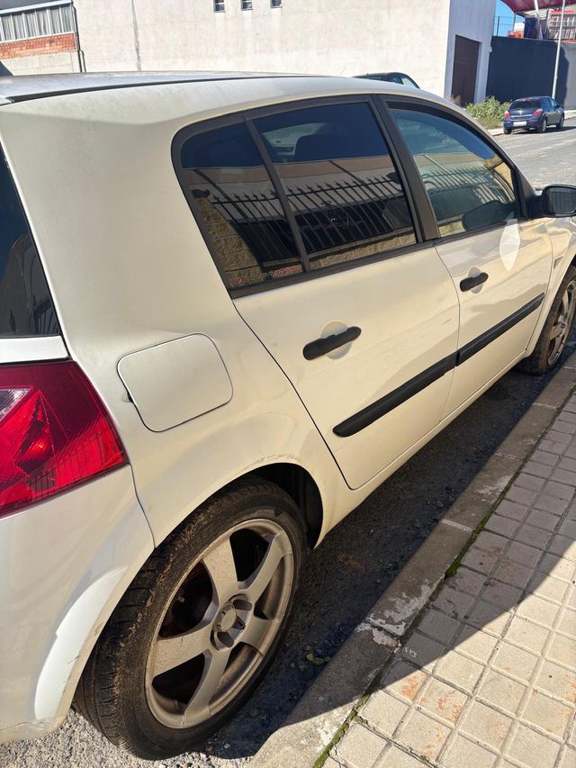 Despiece Renault Megane II 1.5 DCI 2004
