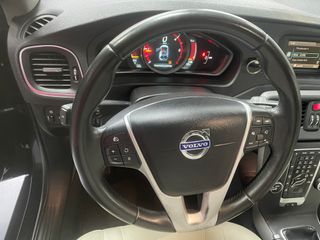 VOLVO V40 1.6 D2 Kinetic   115 cv
