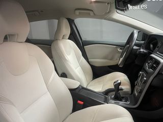 VOLVO V40 1.6 D2 Kinetic   115 cv