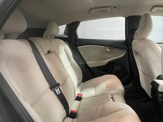 VOLVO V40 1.6 D2 Kinetic   115 cv