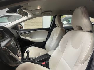 VOLVO V40 1.6 D2 Kinetic   115 cv