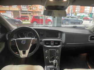 VOLVO V40 1.6 D2 Kinetic   115 cv
