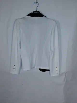 Americana/Blazer blanco y negro