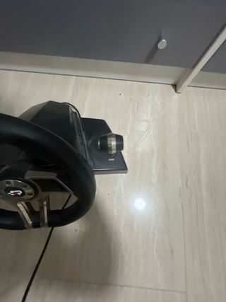 Volante PS4 con pedales