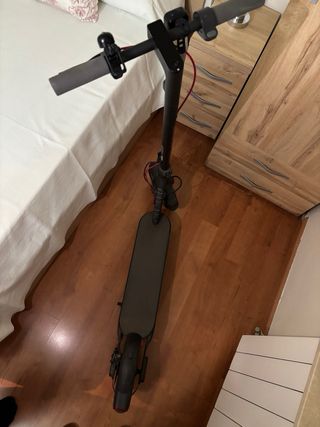 Patinete Eléctrico Xiaomi (Electric Scooter 4)