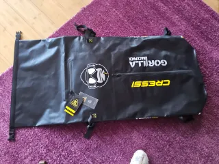 Mochila impermeable pesca negra