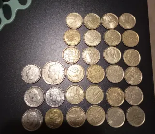 Monedas de Pesetas Españolas ,escucho oferta