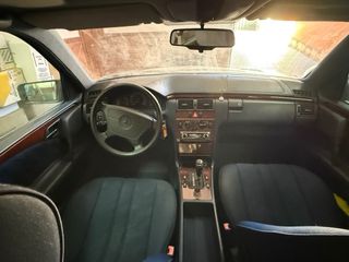 Mercedes-Benz Clase E 300