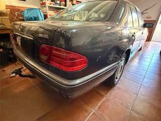 Mercedes-Benz Clase E 300