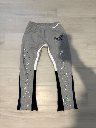 Pantaloni Gallery Dept. grigi con macchie