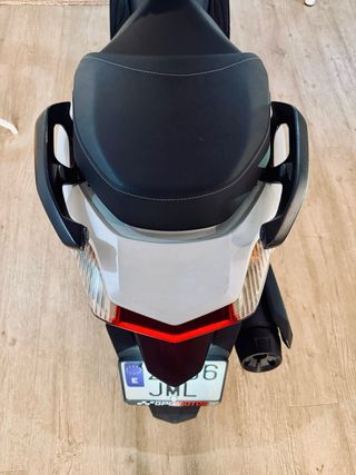 Honda Forza 125 Blanca 2017 [28.000Km]