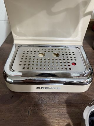 Cafetera Semiautomática Beige