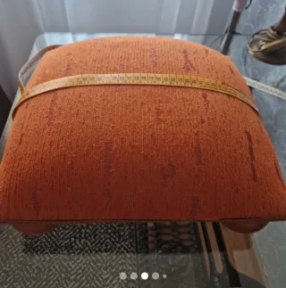 Reposapiés artesanal tela y madera